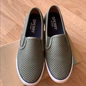 Sperry Shoes - Sperry Perforated Sneakers Olive Green Sperry Shoes - Sperry Perforated Sneakers Olive Green